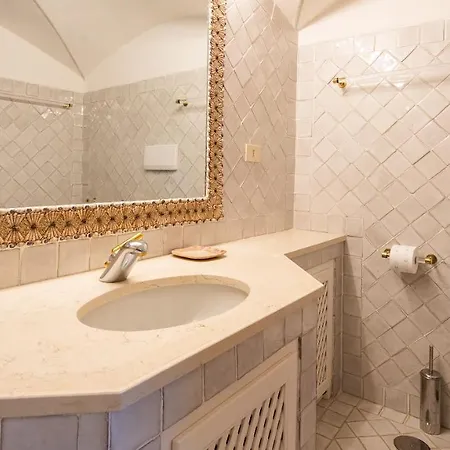 Welcomely - Smeralda Rooftop Apartamento *