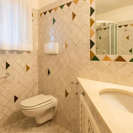 Welcomely - Smeralda Rooftop Apartamento *